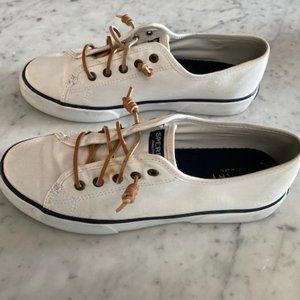 Sperry Sneakers